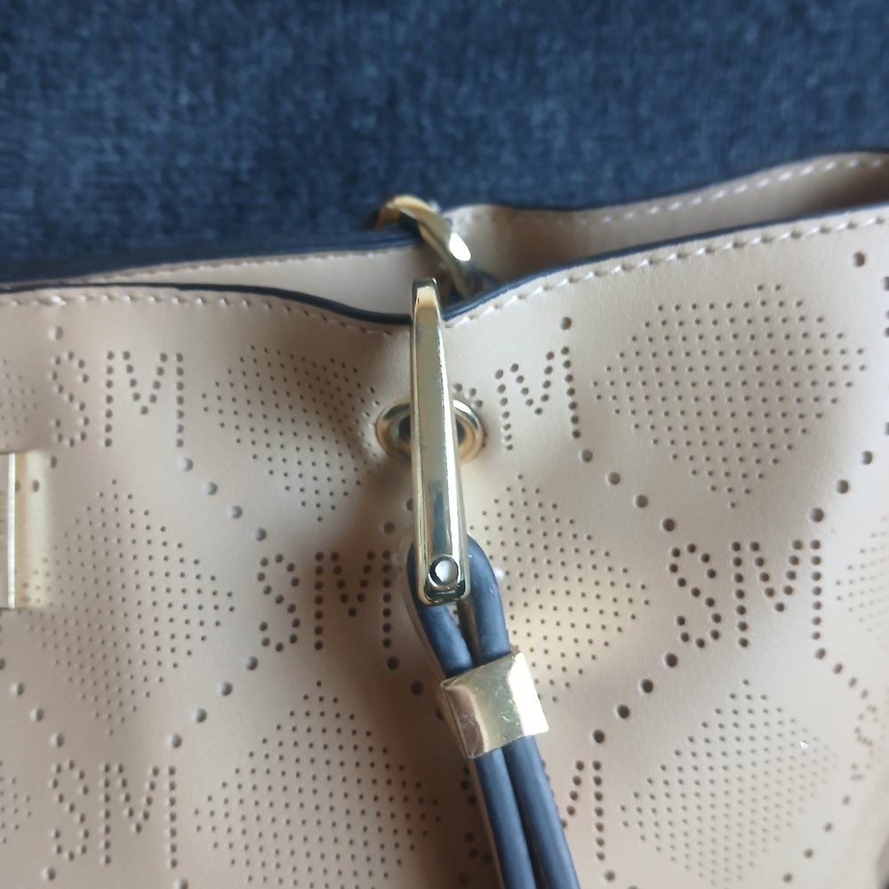 Steve Madden Beige Tote Bag - Picture 5 of 16